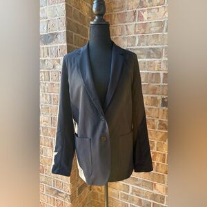6397:Chic Black Blazer XS